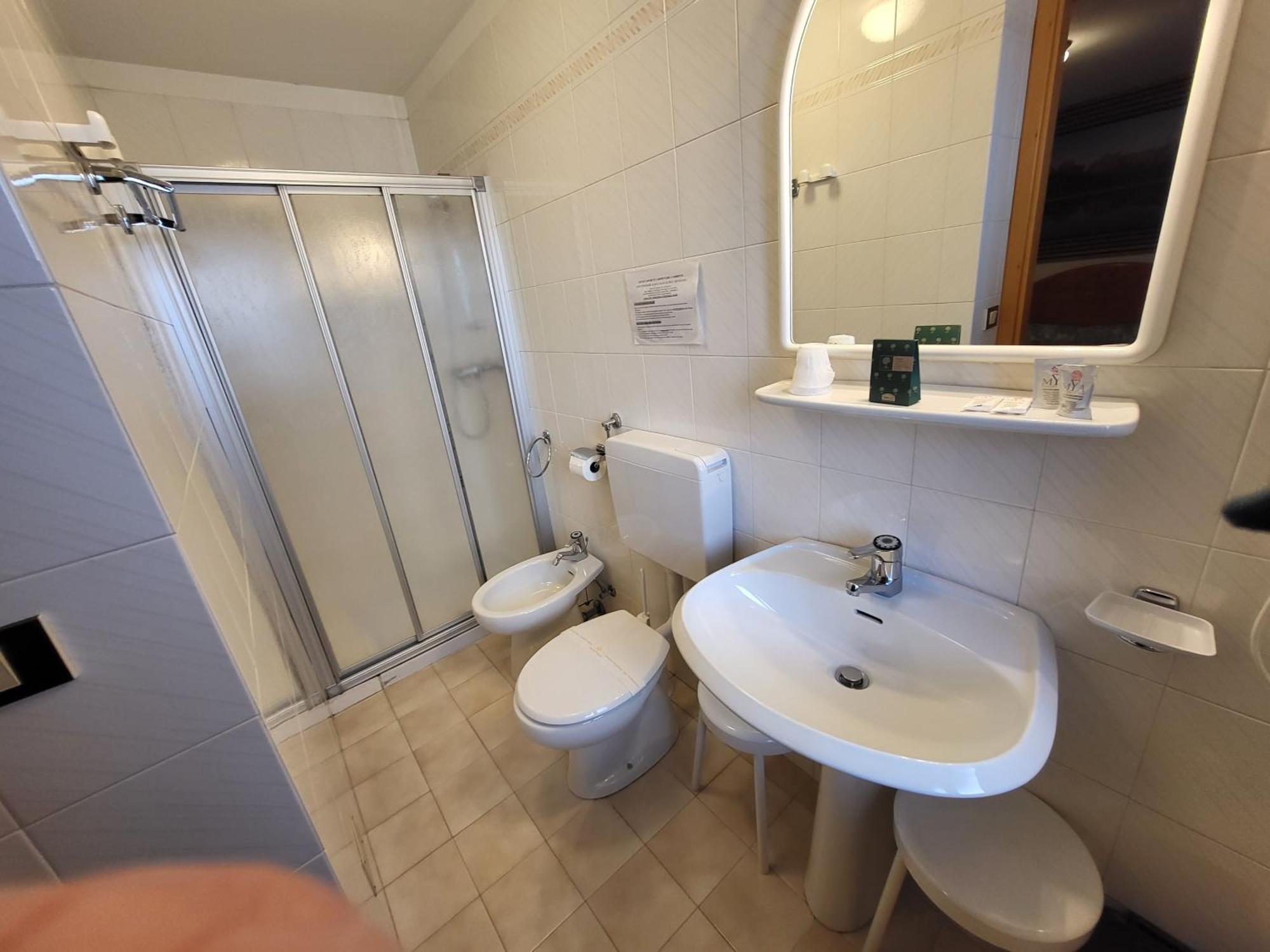 Albergo Meuble Tarandan Forni di Sopra Kültér fotó